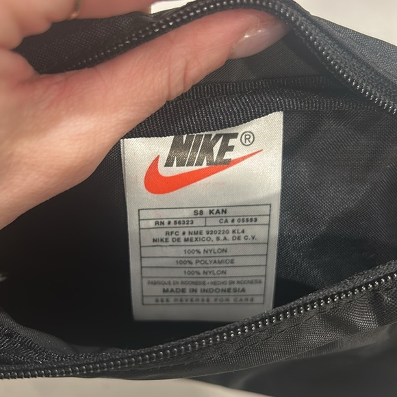 Vintage • Nike Waist Belt Bag - Picture 8 of 11